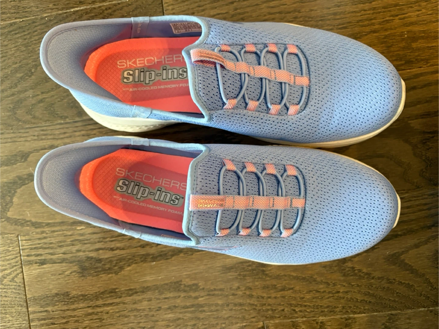 New Skechers Go Walk Slip-ins Women's Size 9.5