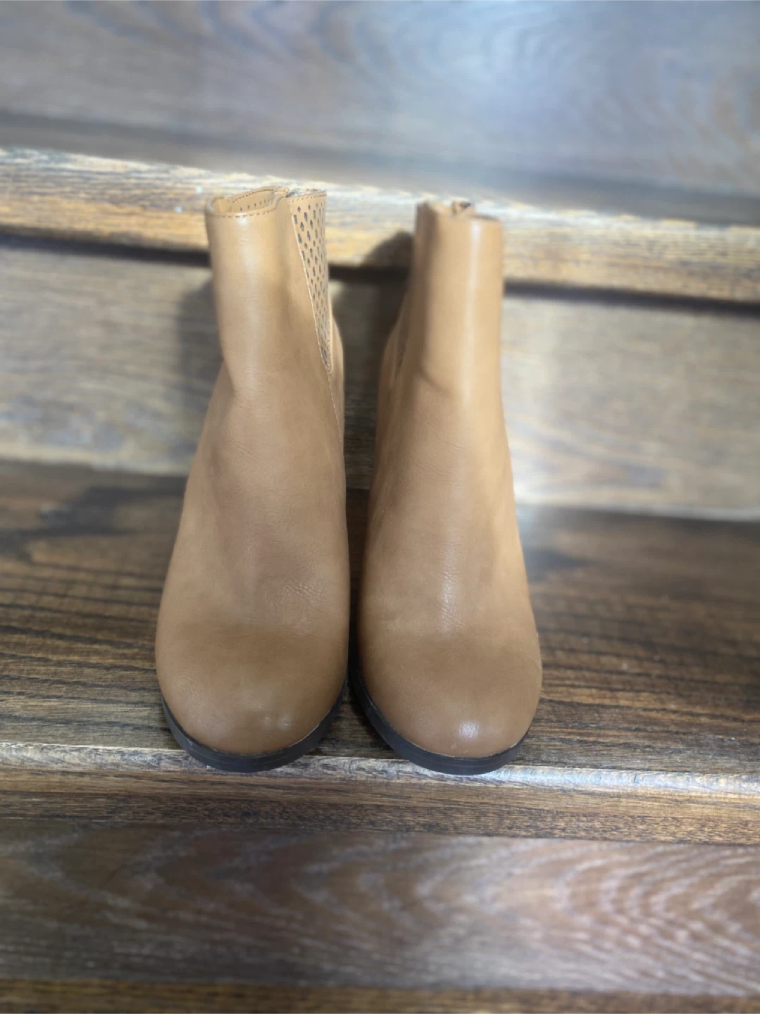 Chic Tan ankle boots with block heels - size US 6.5 - photo 2