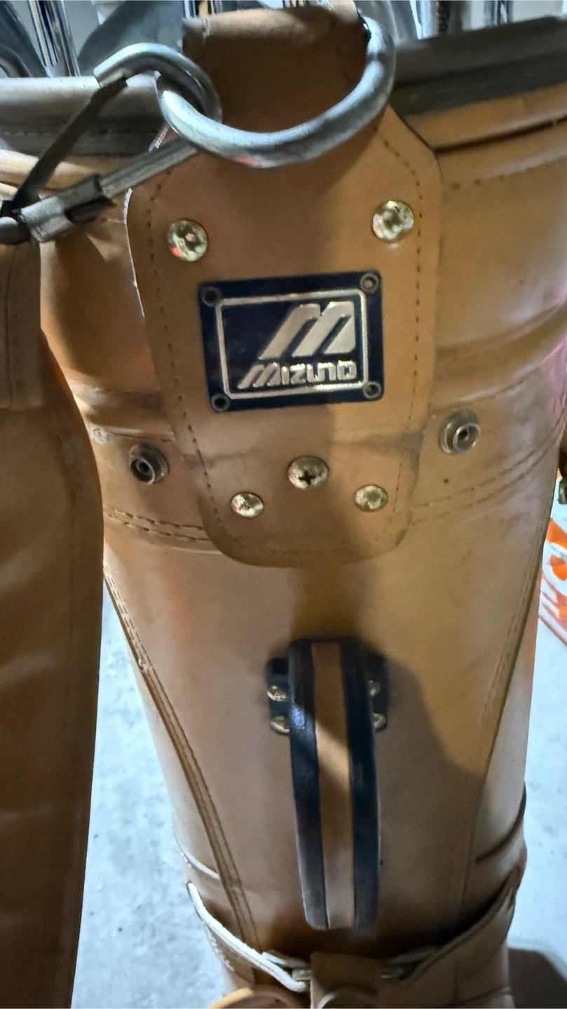 Vintage Mizuno Leather Golf Bag + Clubs Set - photo 4