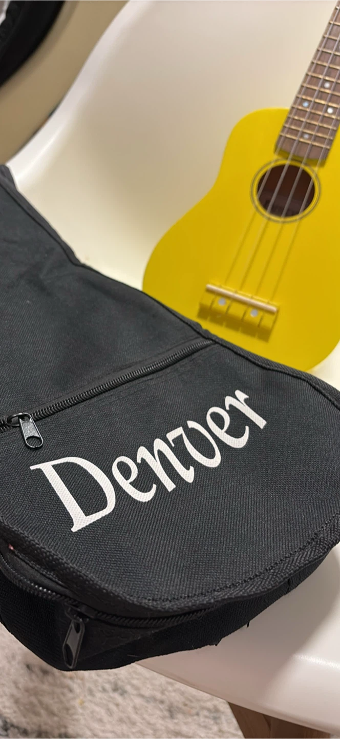 Denver Yellow Ukulele with Case - photo 2