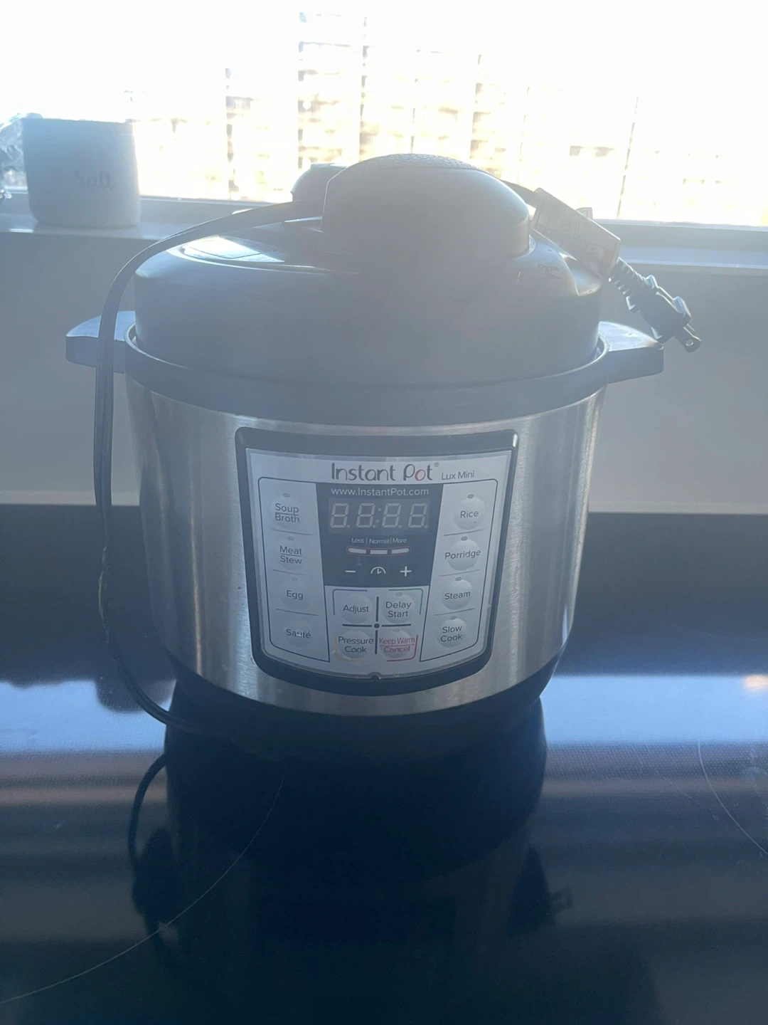 Instant Pot Lux Mini 6-in-1 Multi-Cooker
