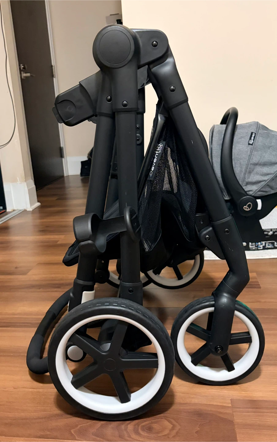 Evenflo Gold Pivot Xpand Travel System/ LiteMax Infant Car Seat - photo 2