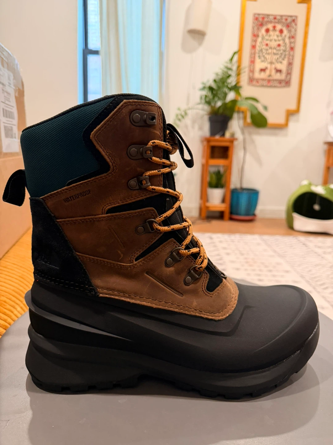 Brand new! The North Face Men's Chilkat V 400 Waterproof Boots - photo 2