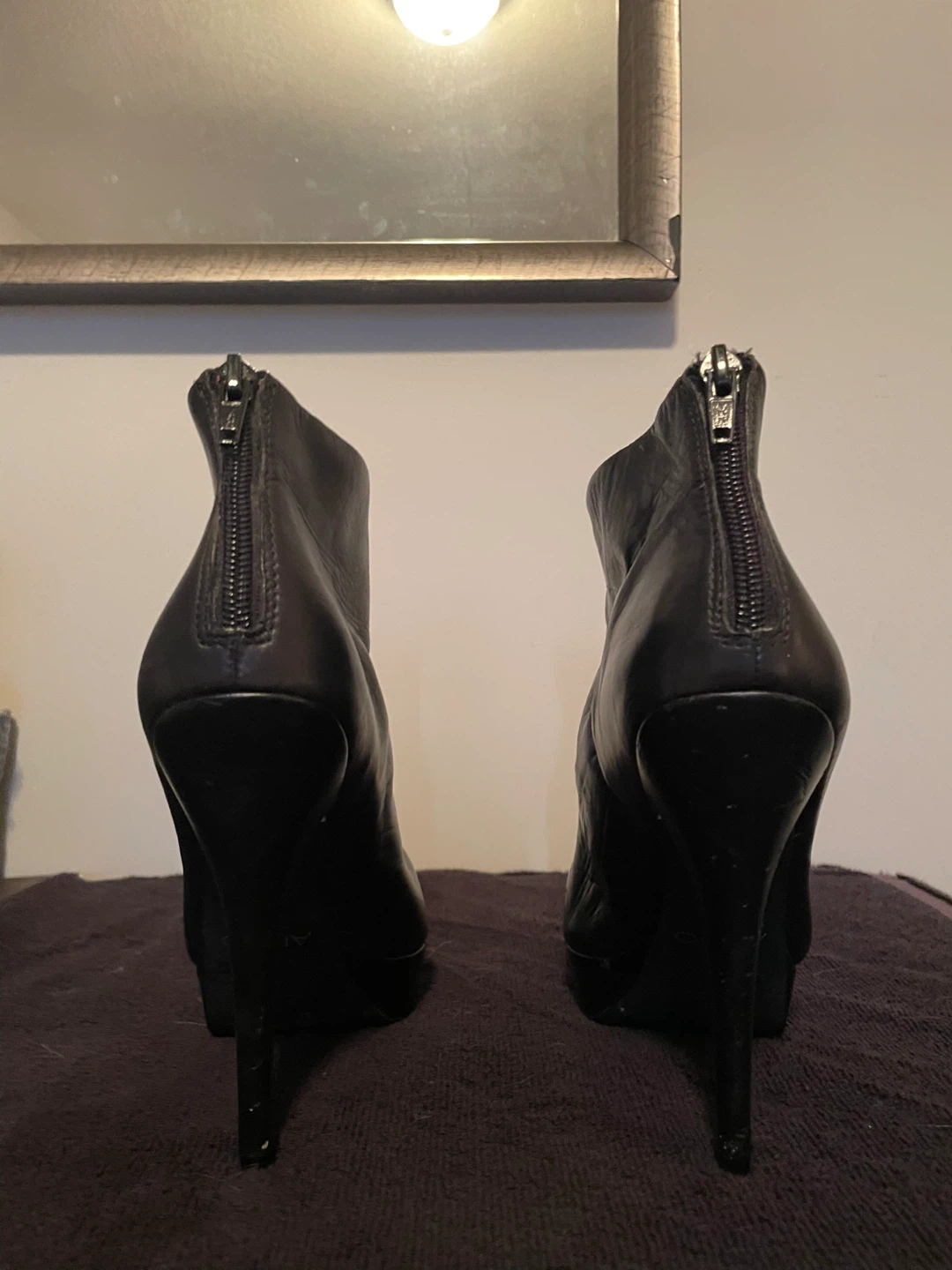 Women’s Boots/Heels - 5 Pairs - photo 4