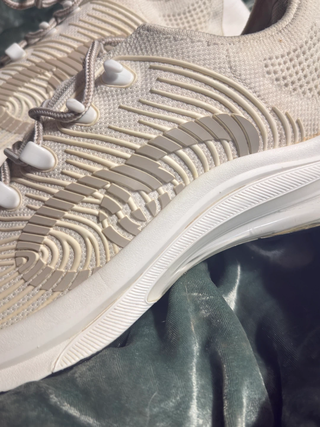 Gucci Beige running Sneakers 12.5 size - photo 4