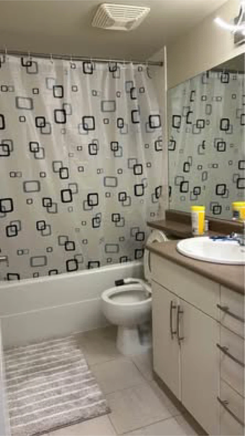 Private room w/ensuite bathroom fully furnished - photo 4