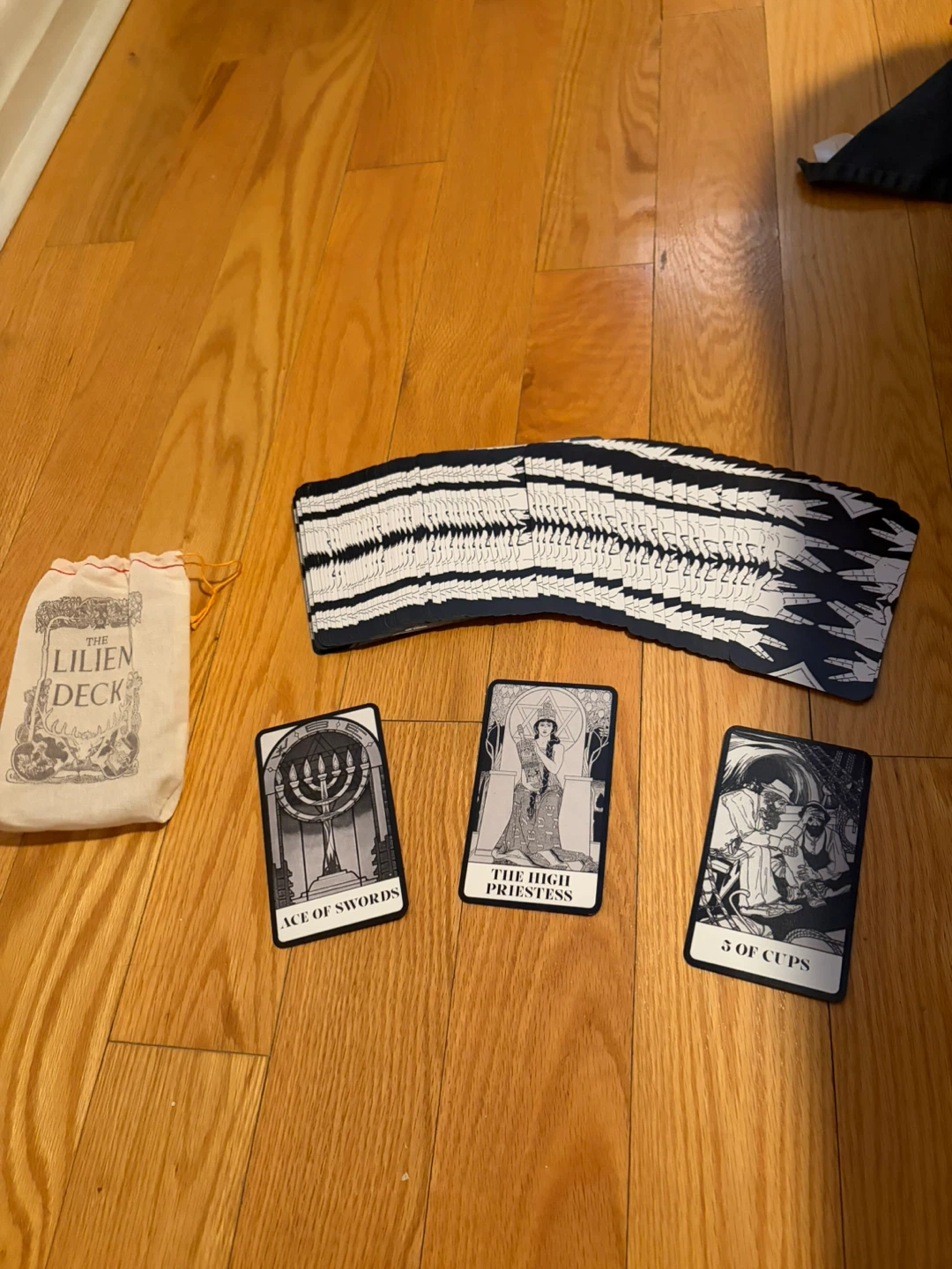 The Lilien Deck Tarot Cards
