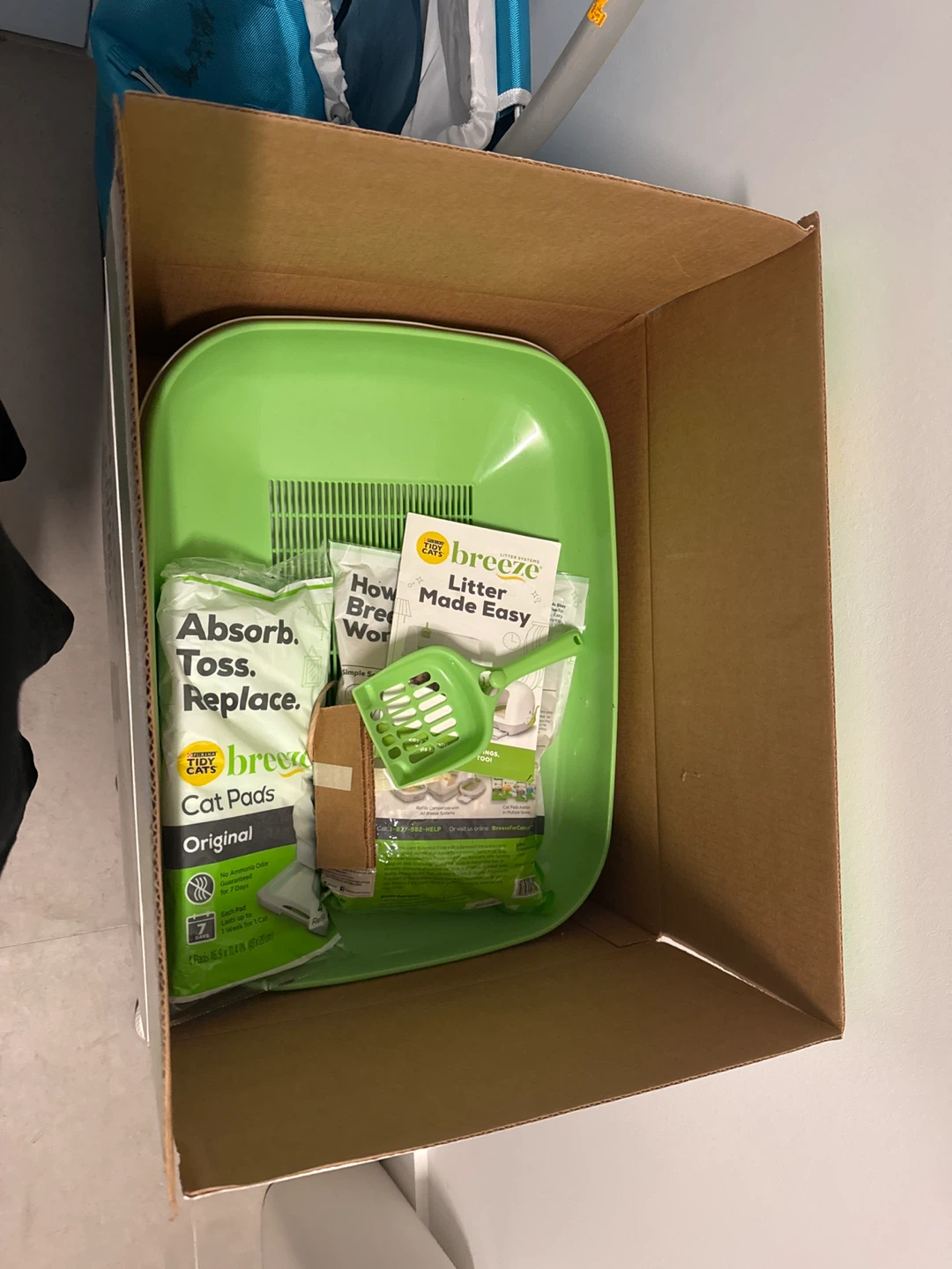 Tidy Cats Breeze Litter System with Cat Pads