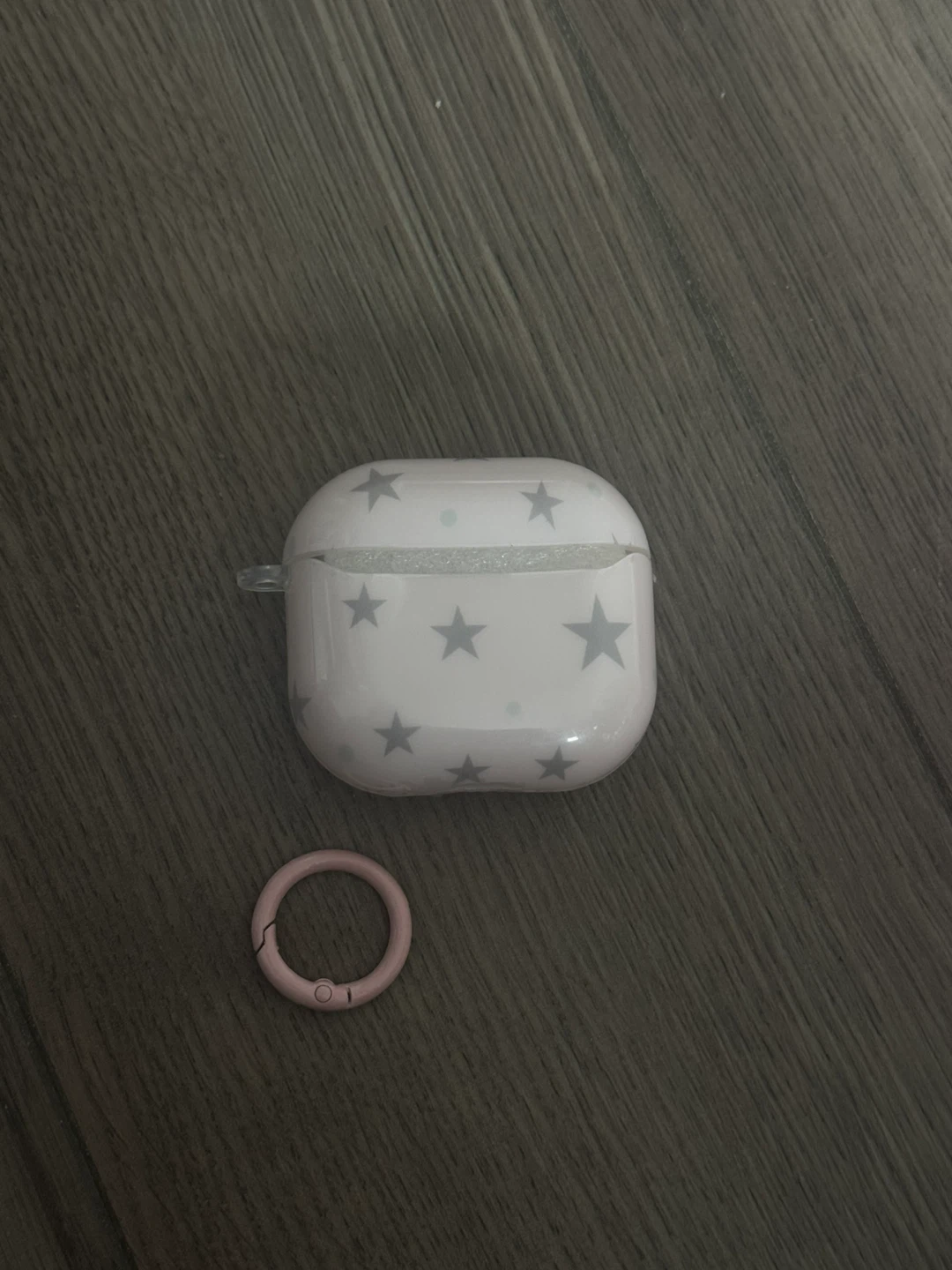 AirPods 4 Case with Stars and Keychain