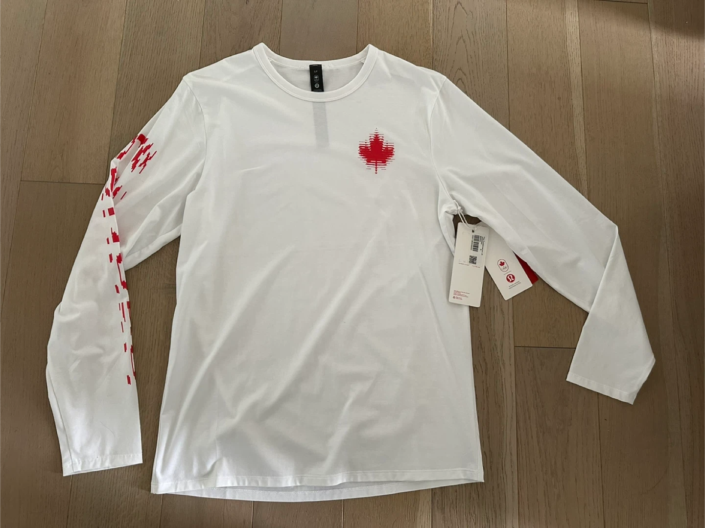 Lululemon new men’s team Canada Olympic top