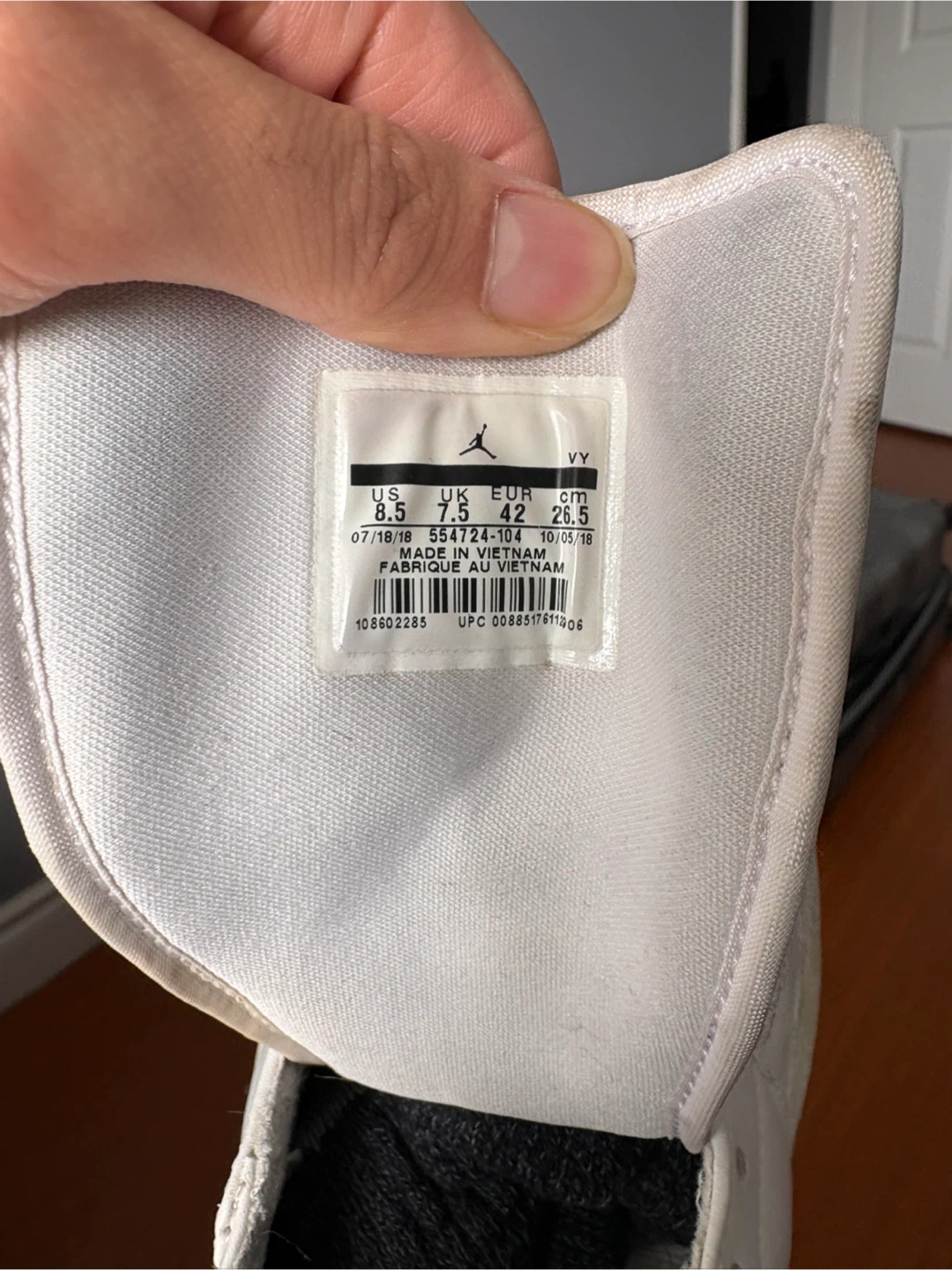 Air Jordan 1 Mid Men's Shoes White Size 8.5 - photo 2