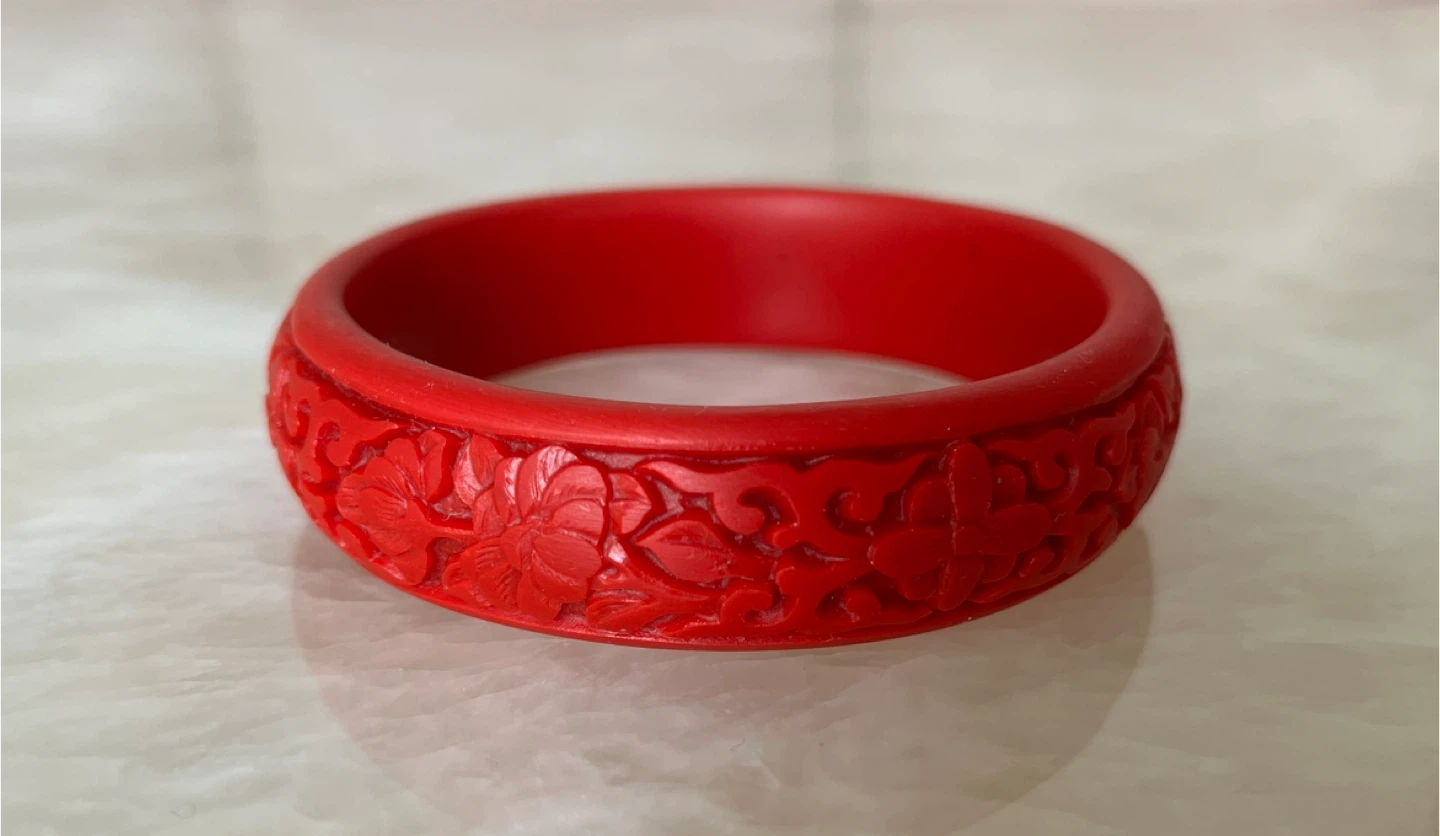 Red Carved Floral Bangle - photo 5