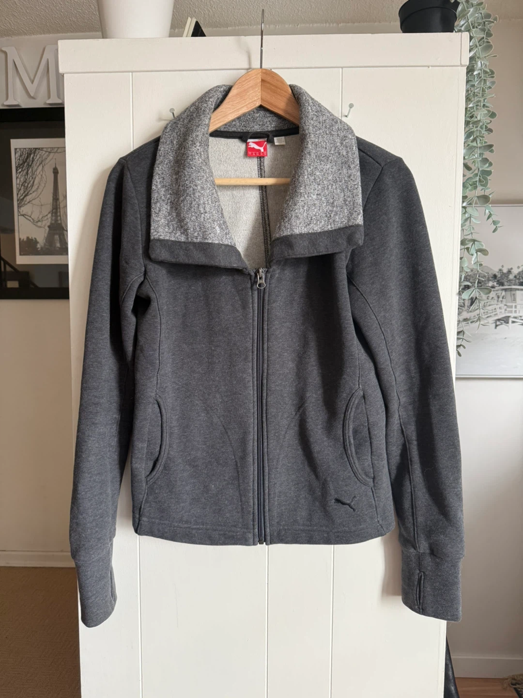 Puma Women's Full Zip Jacket - Grey, Size Small