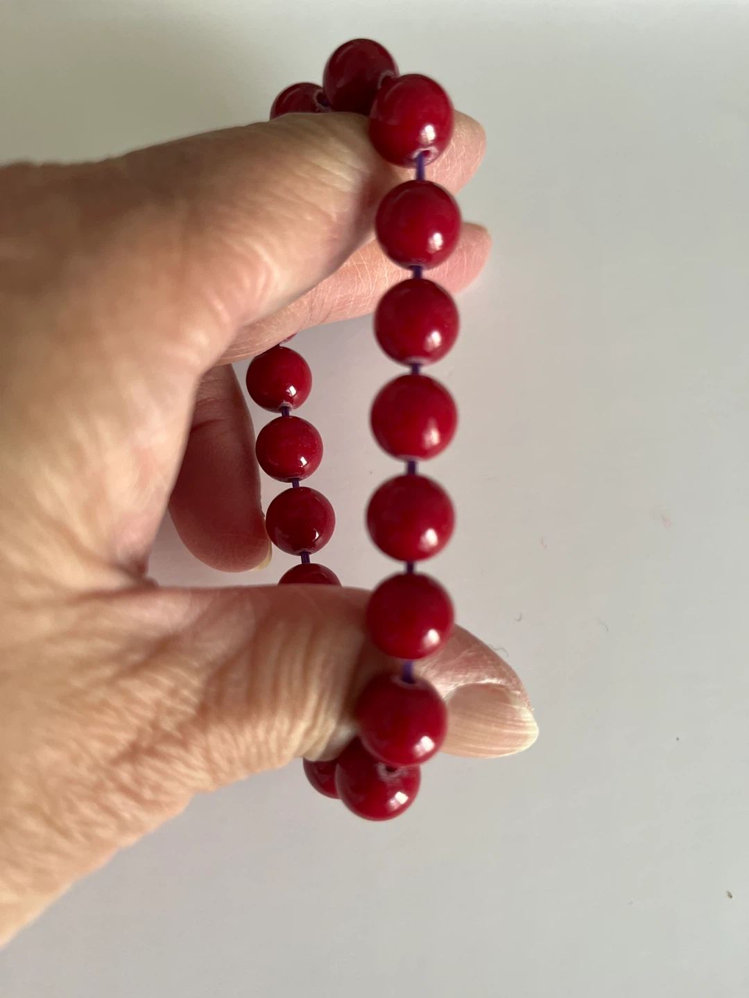 Red Beaded Stretch Bracelet - photo 2