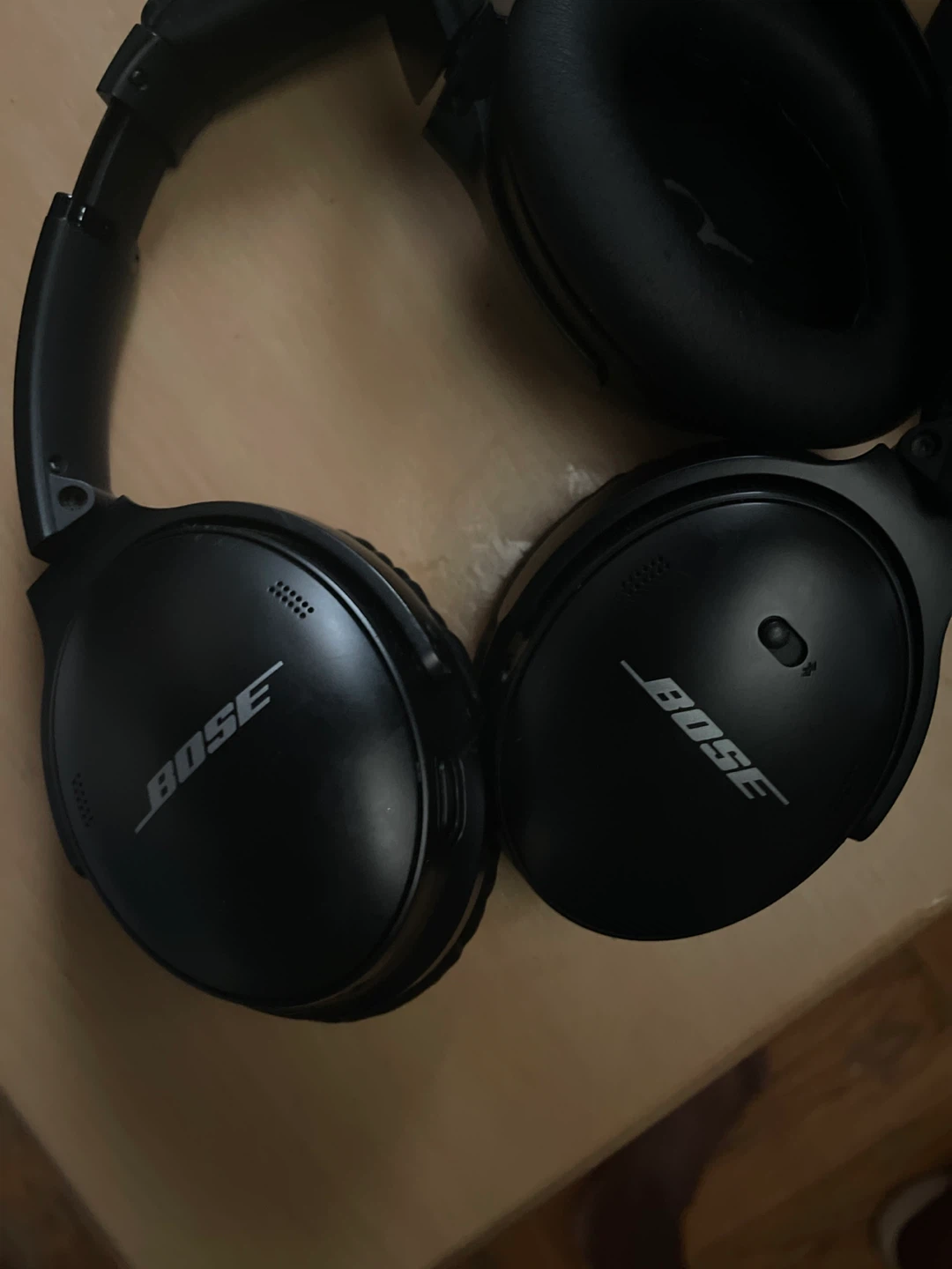 Bose QuietComfort 35 II Noise Cancelling Headphones - photo 3
