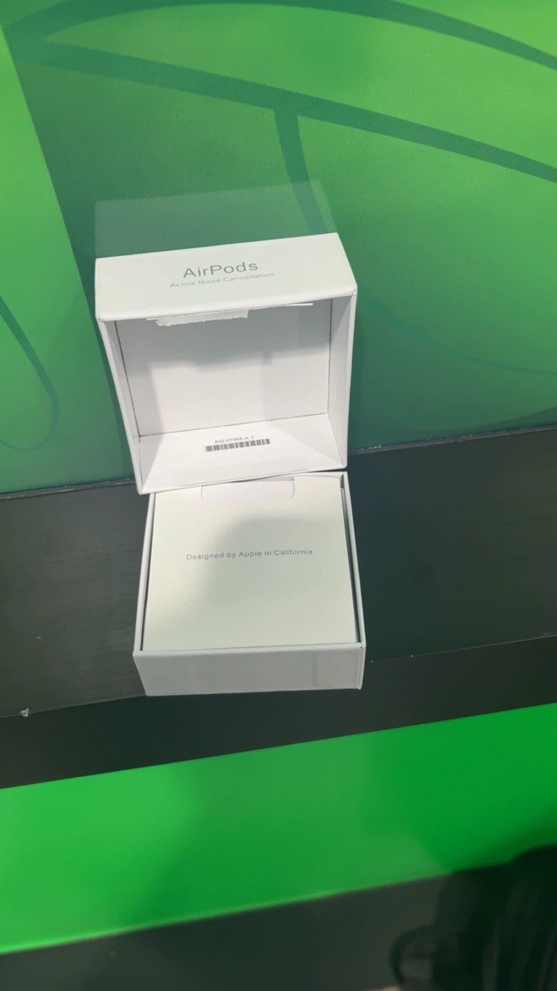 Apple AirPods with Active Noise Cancellation - photo 5