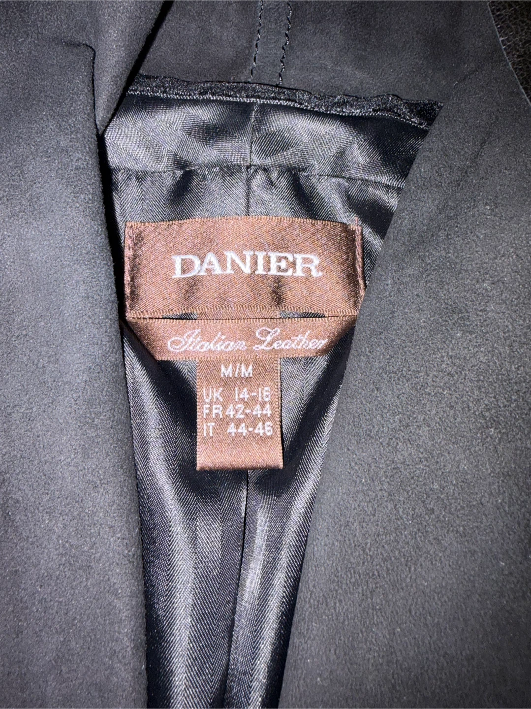 Danier Italian Leather Lightweight Jacket - photo 3