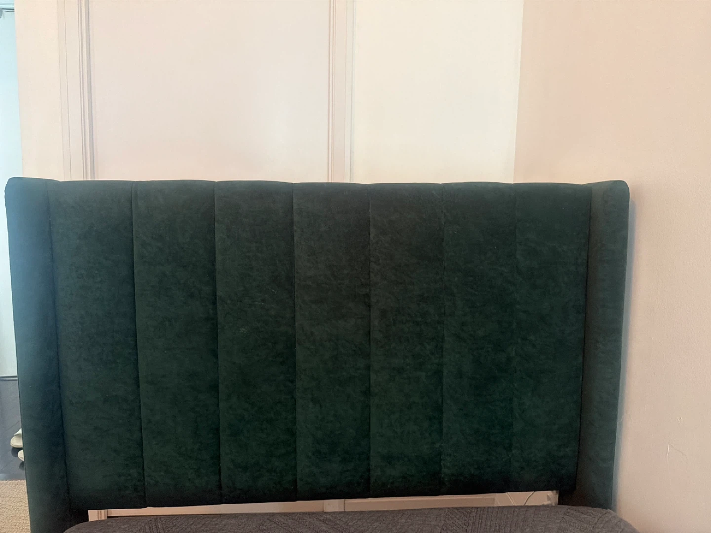 Twin bed frame with mattress and mattress pad - photo 3