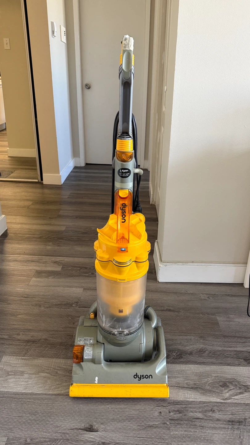 Dyson DC14 Vacuum — For Parts / Not Working
