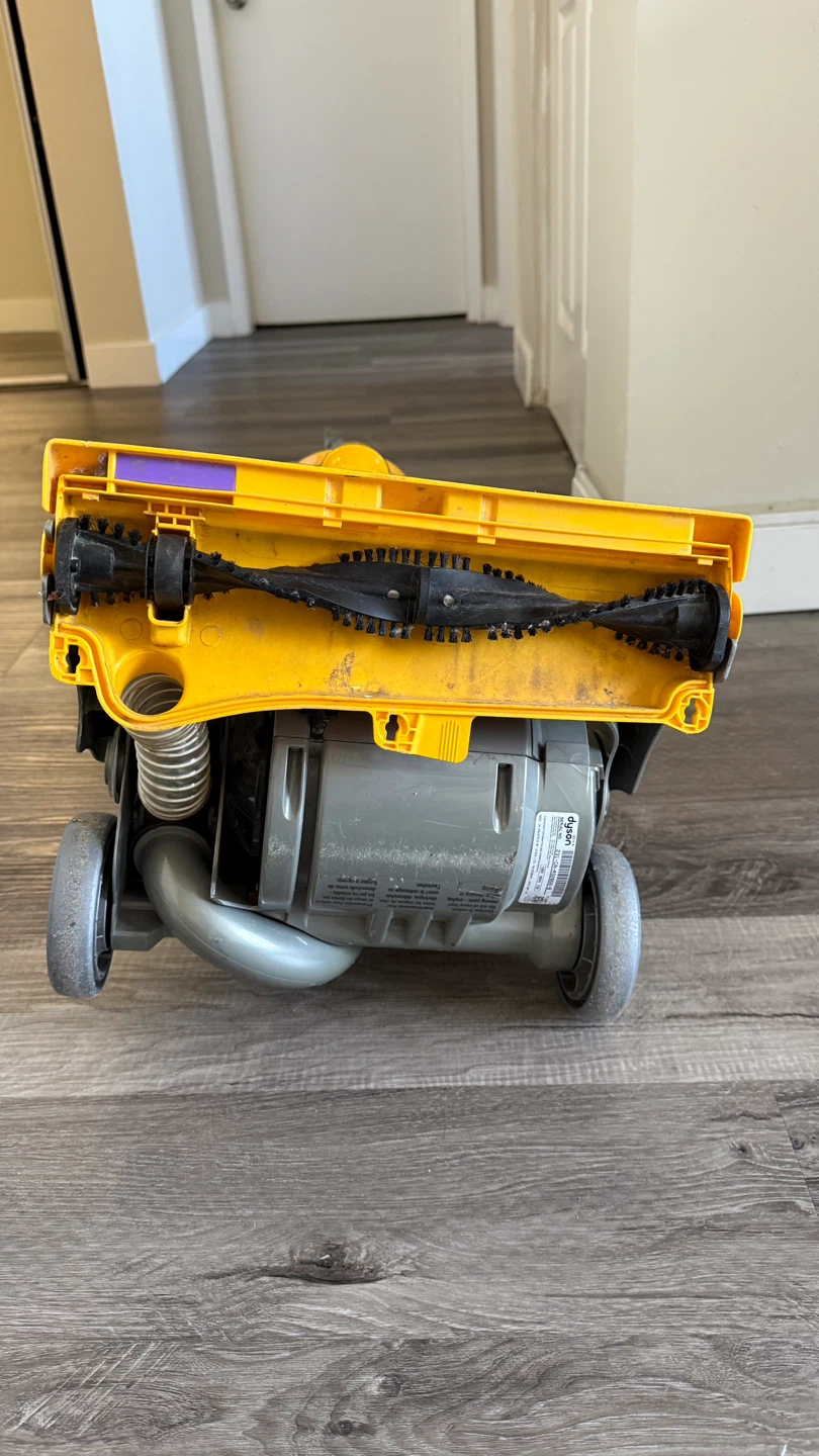 Dyson DC14 Vacuum — For Parts / Not Working - photo 5