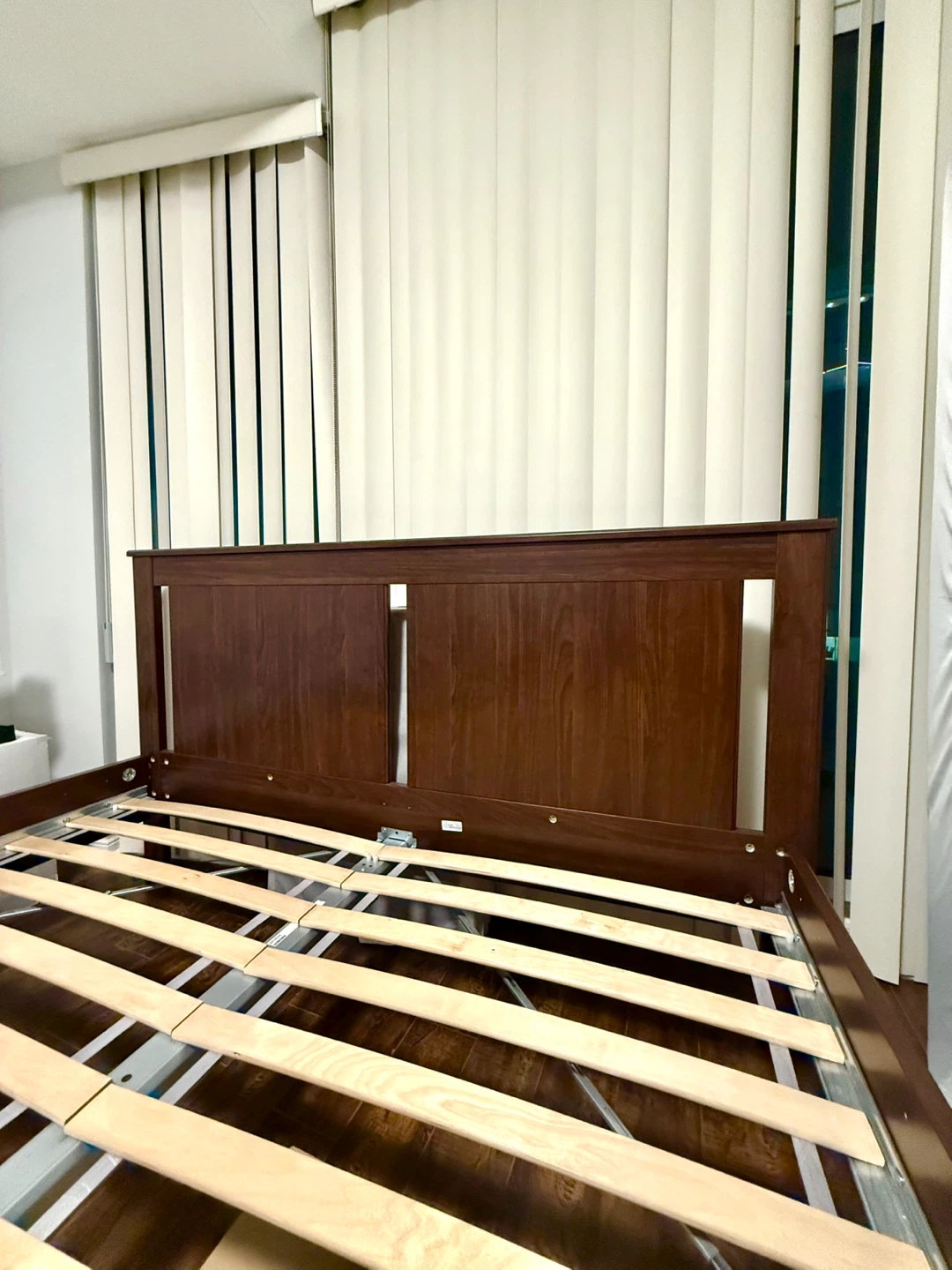 IKEA SONGESAND Queen Bed Frame & Mattress - photo 5
