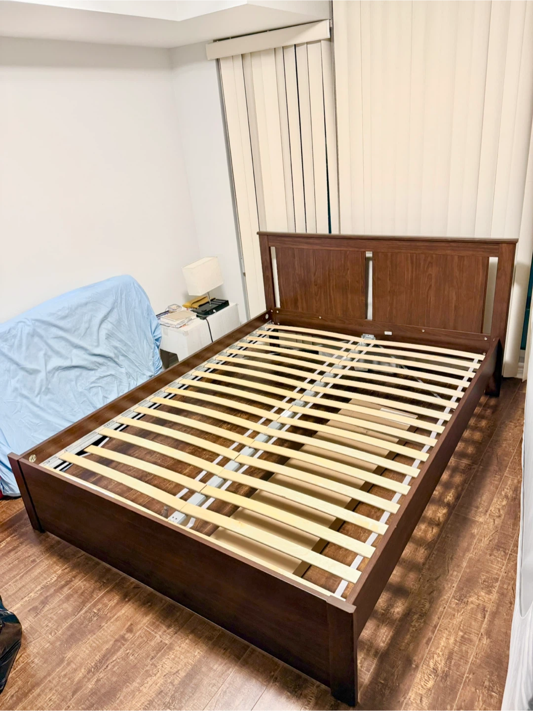 IKEA SONGESAND Queen Bed Frame & Mattress - photo 4