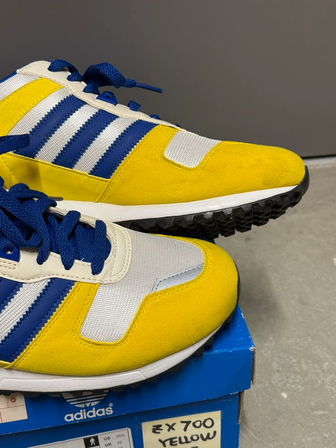 Adidas ZX 700 Yellow Blue Sneakers - Size 10 - photo 4