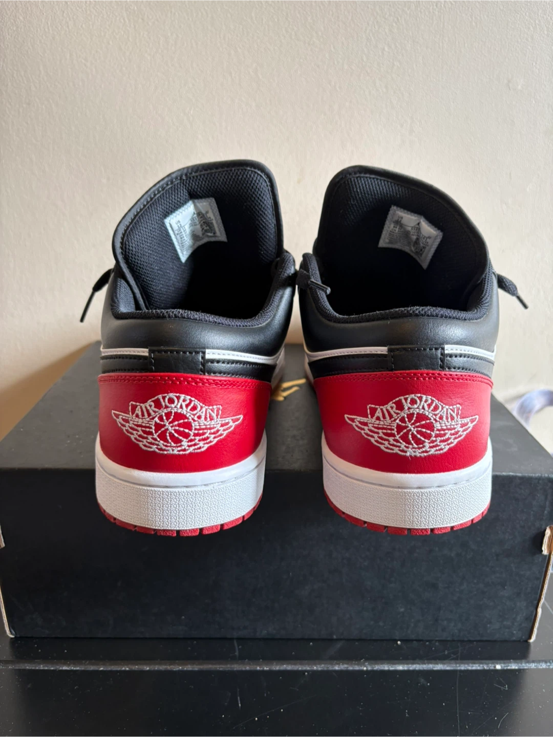 Air Jordan 1 Low Bred Toe 2.0 Men’s Sz 12 - photo 4