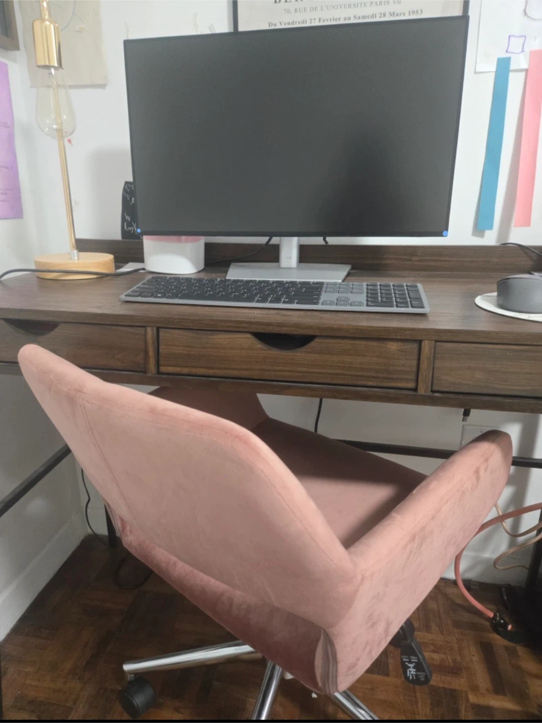 Wooden Desk and Pink velvet office chair set - photo 5
