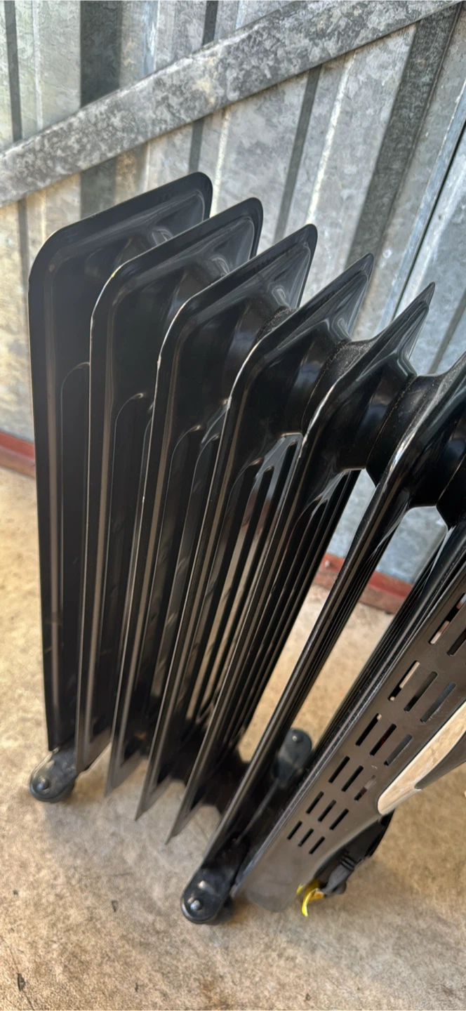 Honeywell Oil-Filled Radiator Heater - photo 2