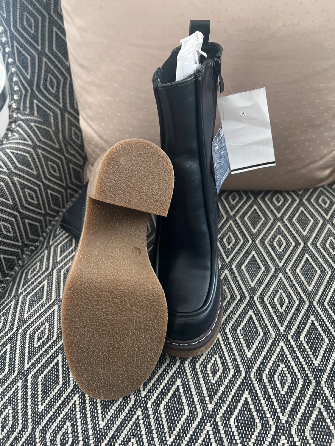 AQUA-MODA Women's Waterproof Black Boots Size 7 - photo 2