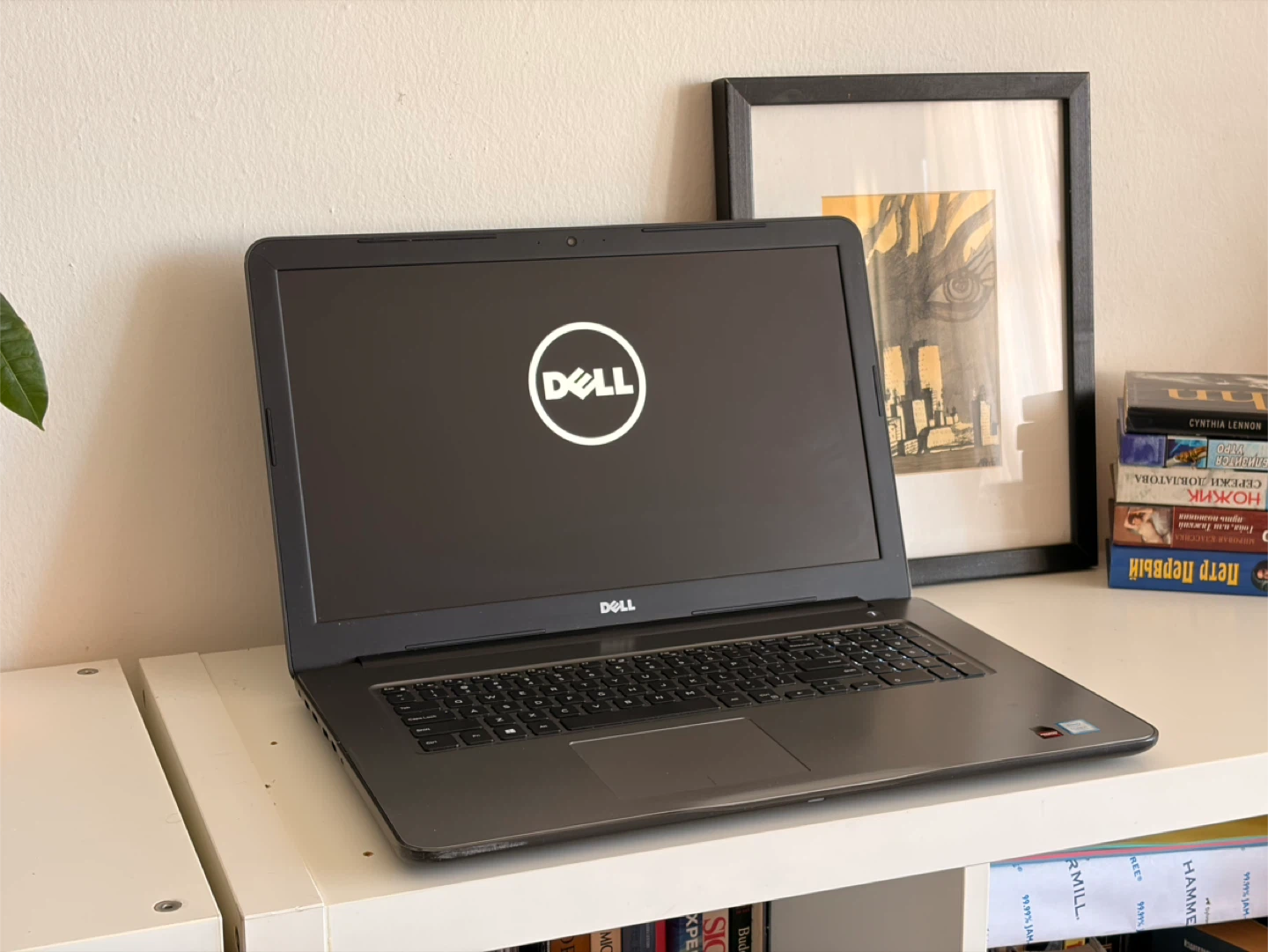 Dell Inspiron 5767 Laptop — i7 / 8Gb / 1TB / Graphics 4GB