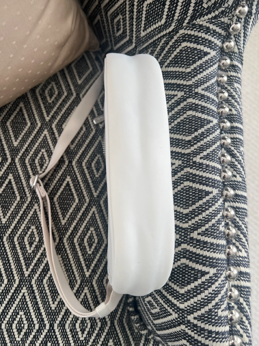 Lululemon White/Cream Shoulder Bag - photo 4