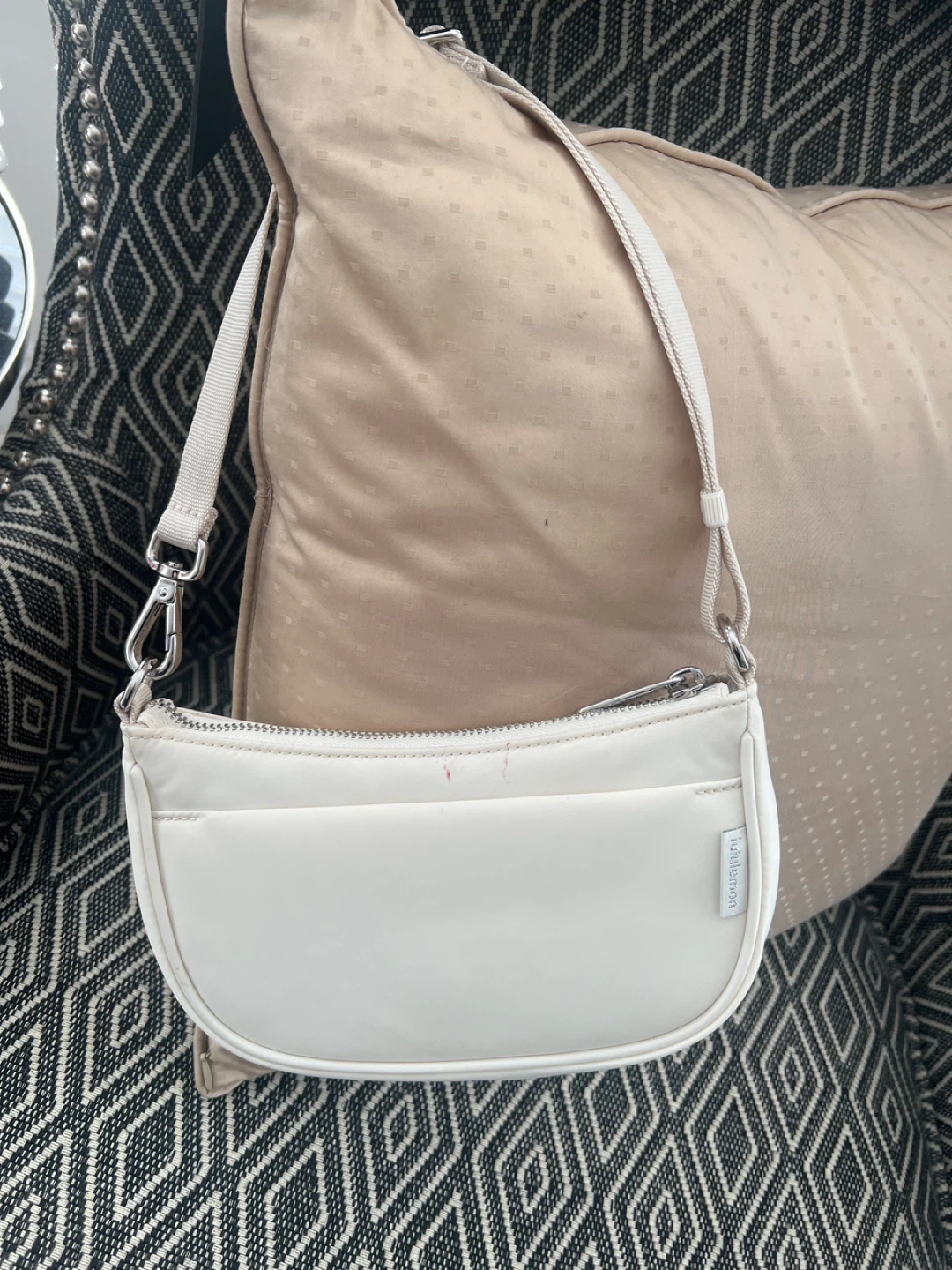 Lululemon White/Cream Shoulder Bag - photo 2