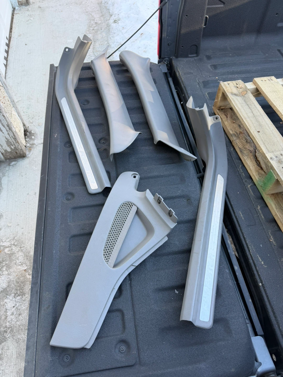 Subaru forester interior parts - photo 5