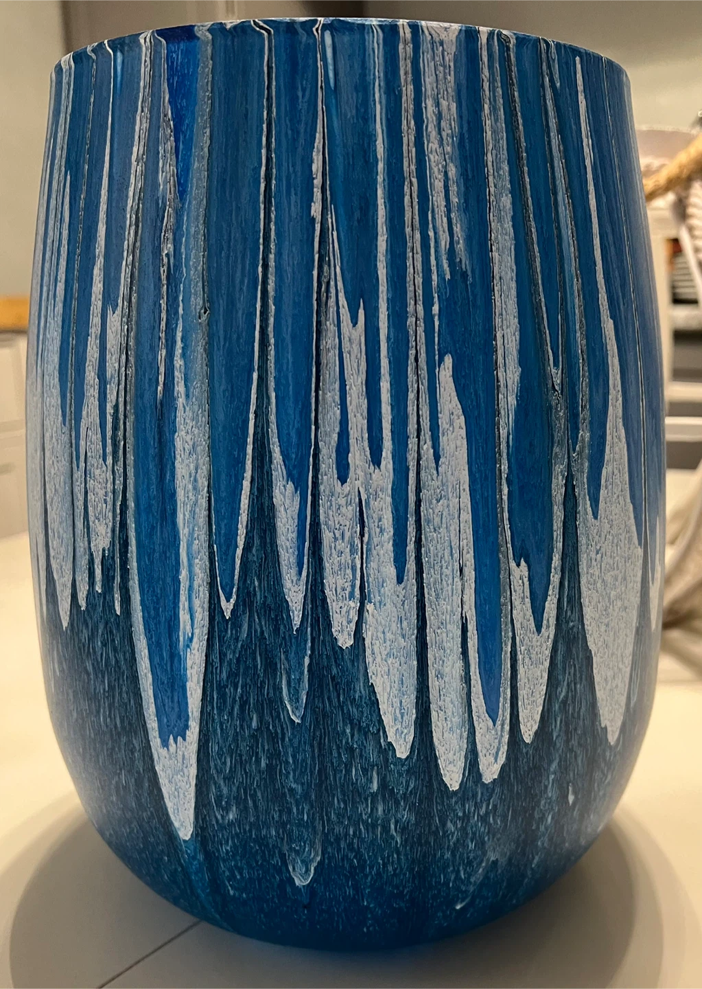 Blue and White Drip Pattern Vase - photo 3