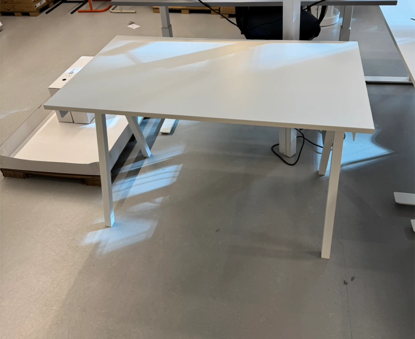 IKEA TROTTEN Desk