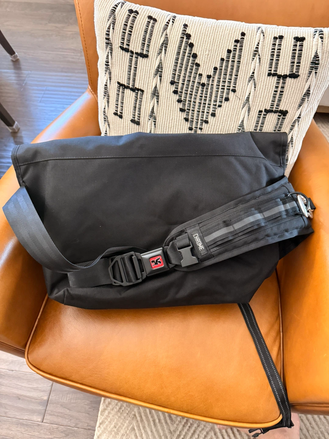 Chrome Industries Messenger Bag - photo 2