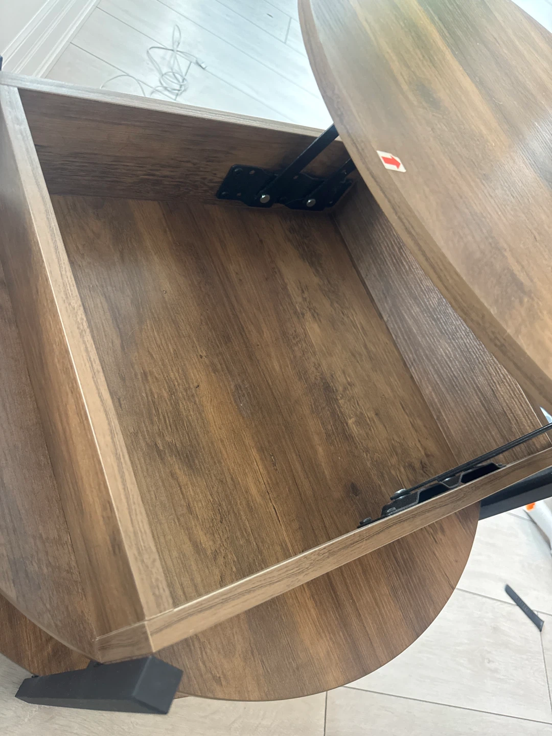 Round Lift-Top Coffee Table - photo 5