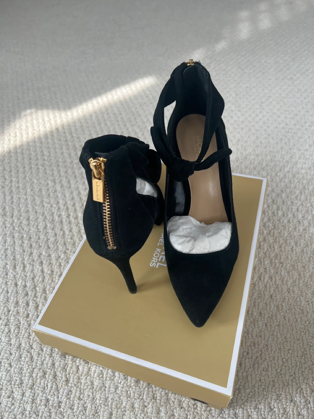 Michael Kors Black Suede Serena Flex Sandal Heels US 7.5M - photo 2