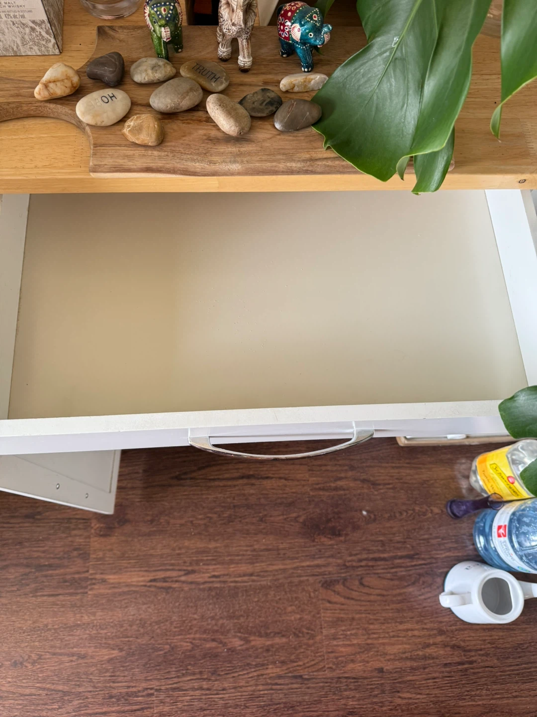White Storage Cabinet or Bar Cart with Drawer - photo 3