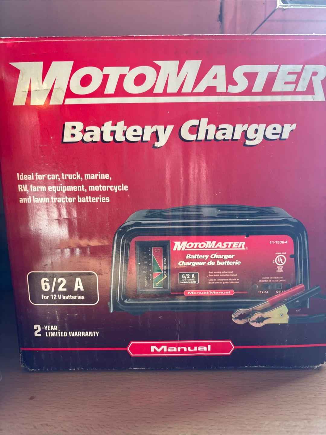Motomaster Battery Charger 6/2 A for 12V Batteries