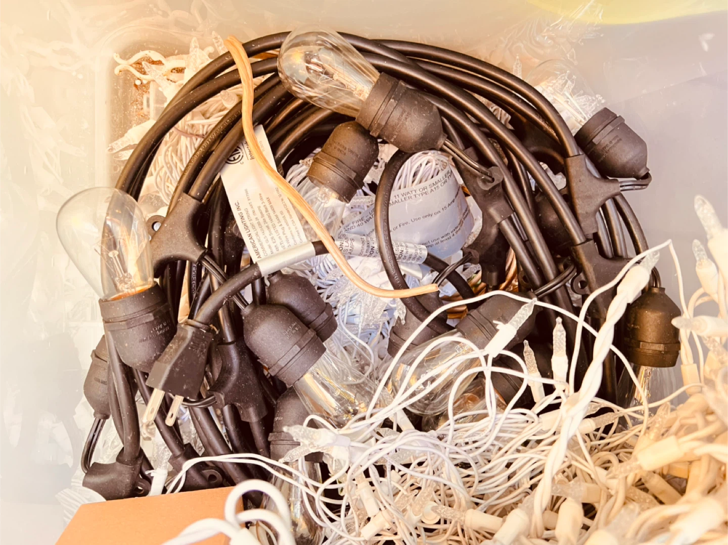 Holiday Collection All-Purpose Light Clips - 100 Count - photo 3