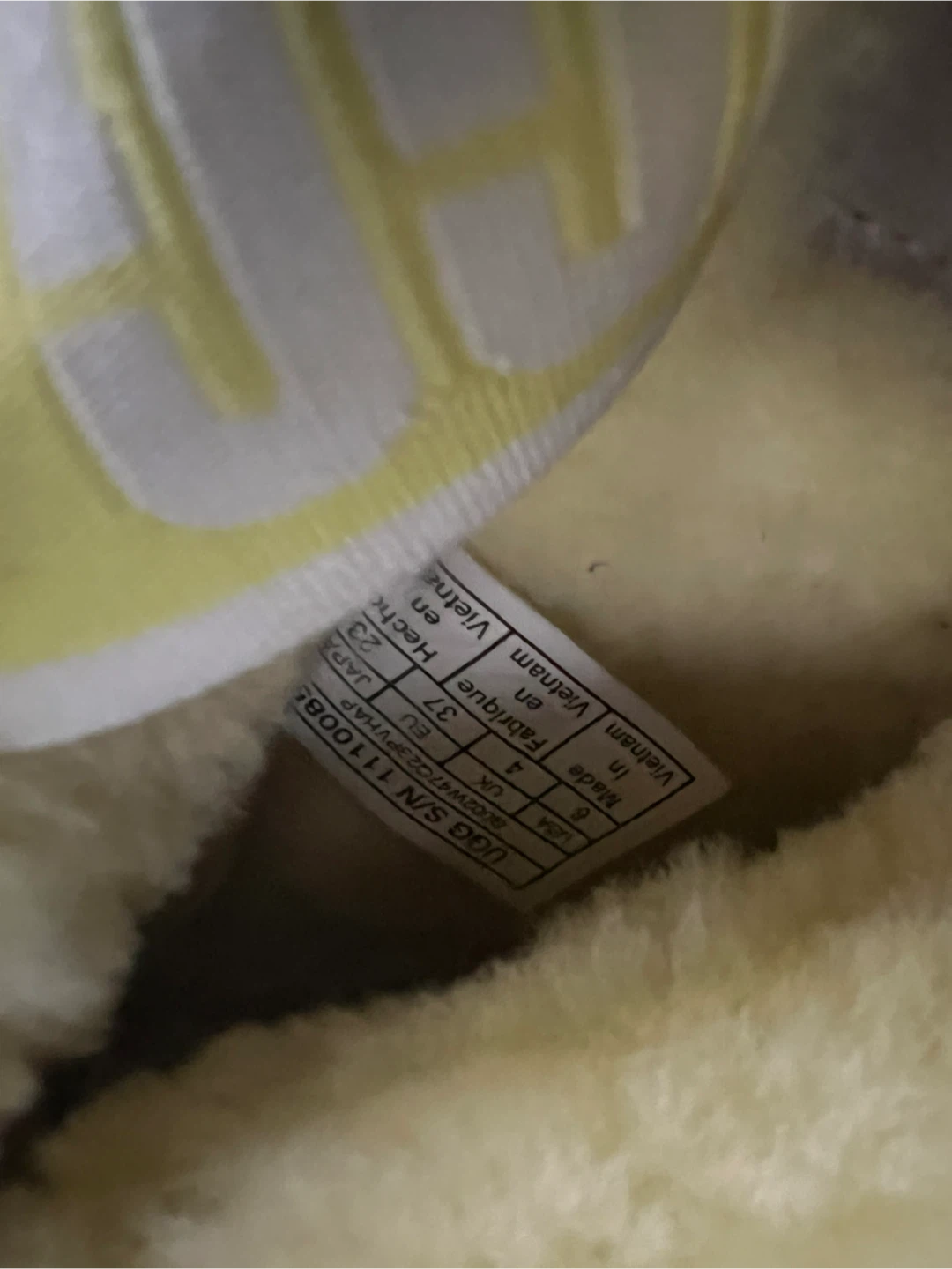 Ugg Yellow Fluff Yeah Slide Slippers Size 6 - photo 5