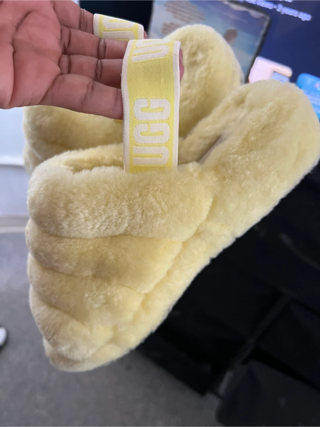 Ugg Yellow Fluff Yeah Slide Slippers Size 6 - photo 2
