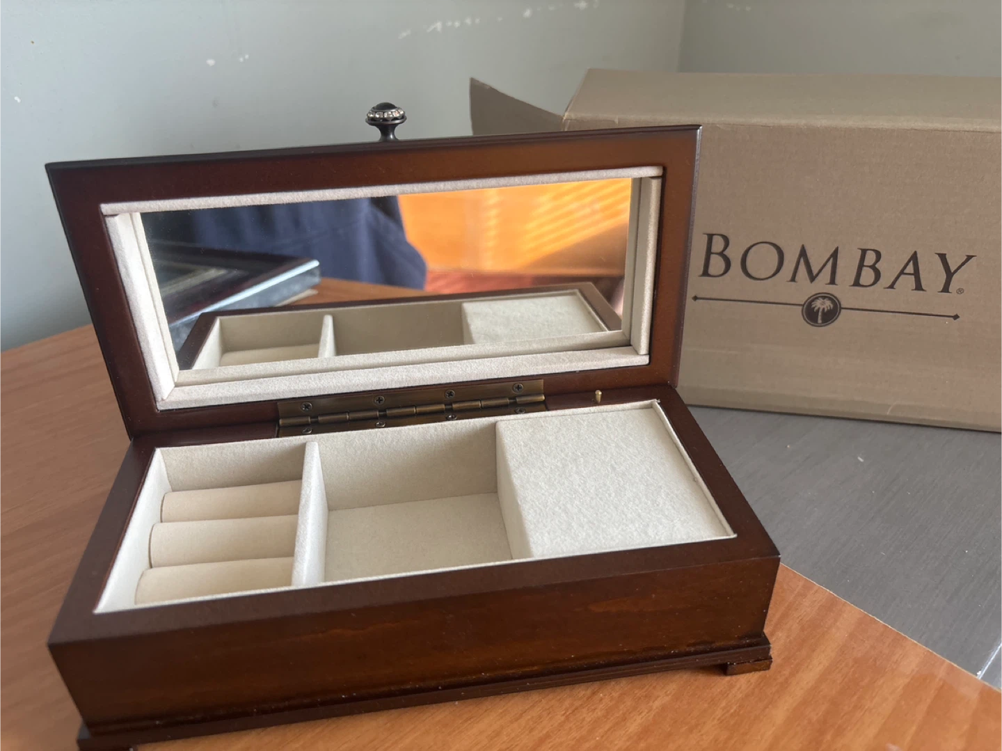 Bombay Musical Jewellery Box with Mirror