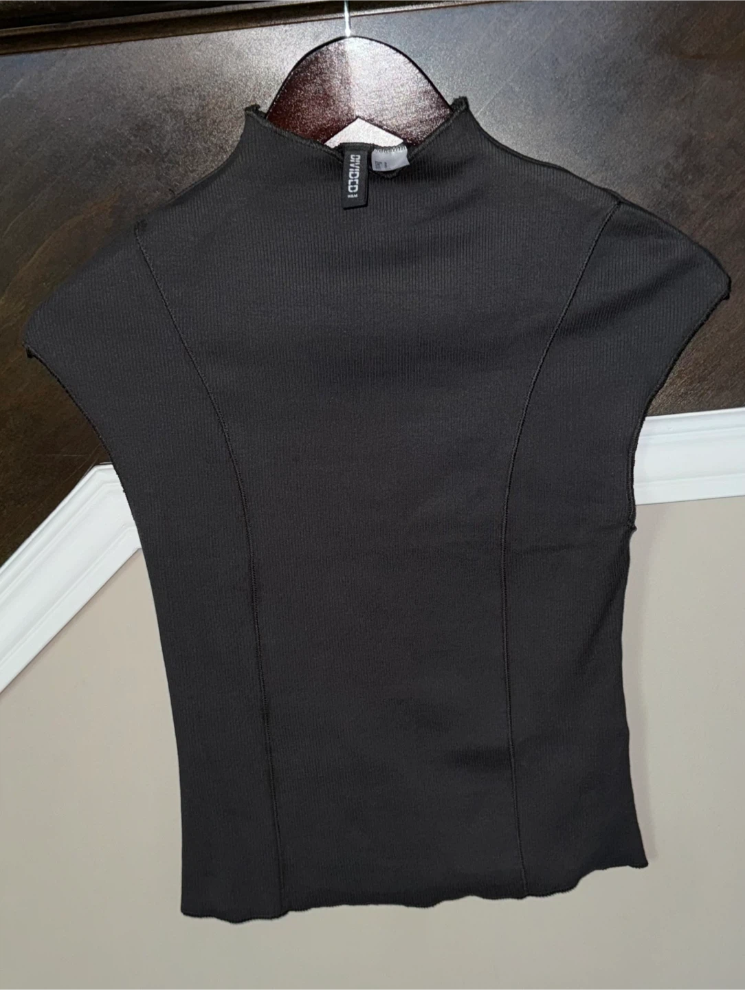 New HM Ribbed Tank Top