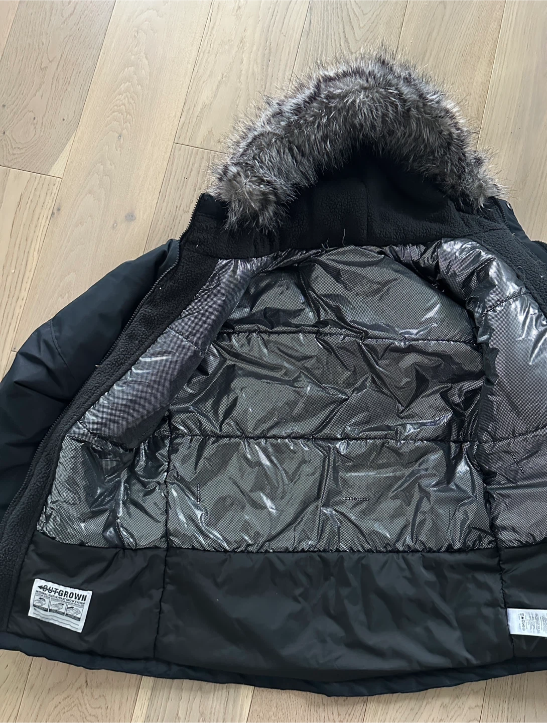 Columbia Winter Parka Jacket with Faux Fur Hood - photo 4