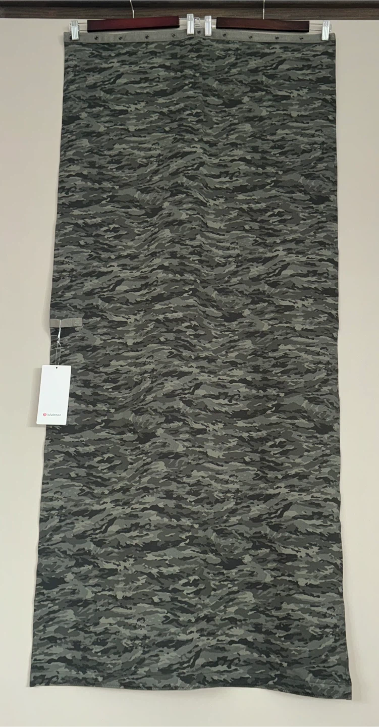Brand New Snap Wrap Lululemon Vinyasa Scarf/Shawl