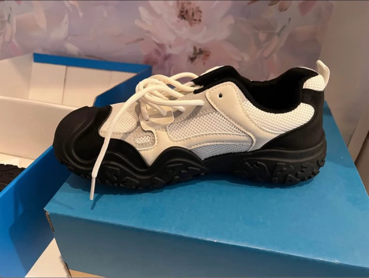 Women’s outdoor top hiking shoes - photo 5